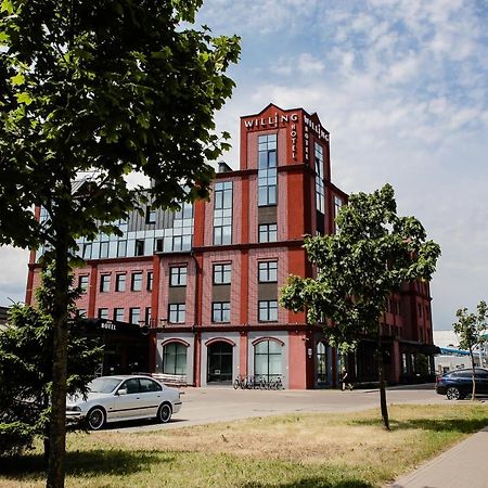 Willing Hotel Minsk Exterior photo